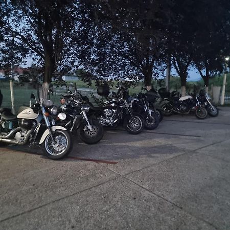 Mini Paradis Fughiu Bagian luar foto